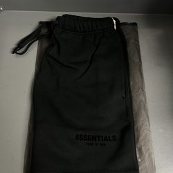 essential shorts