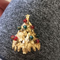 Benedikt NY Christmas Tree Brooch Pin 