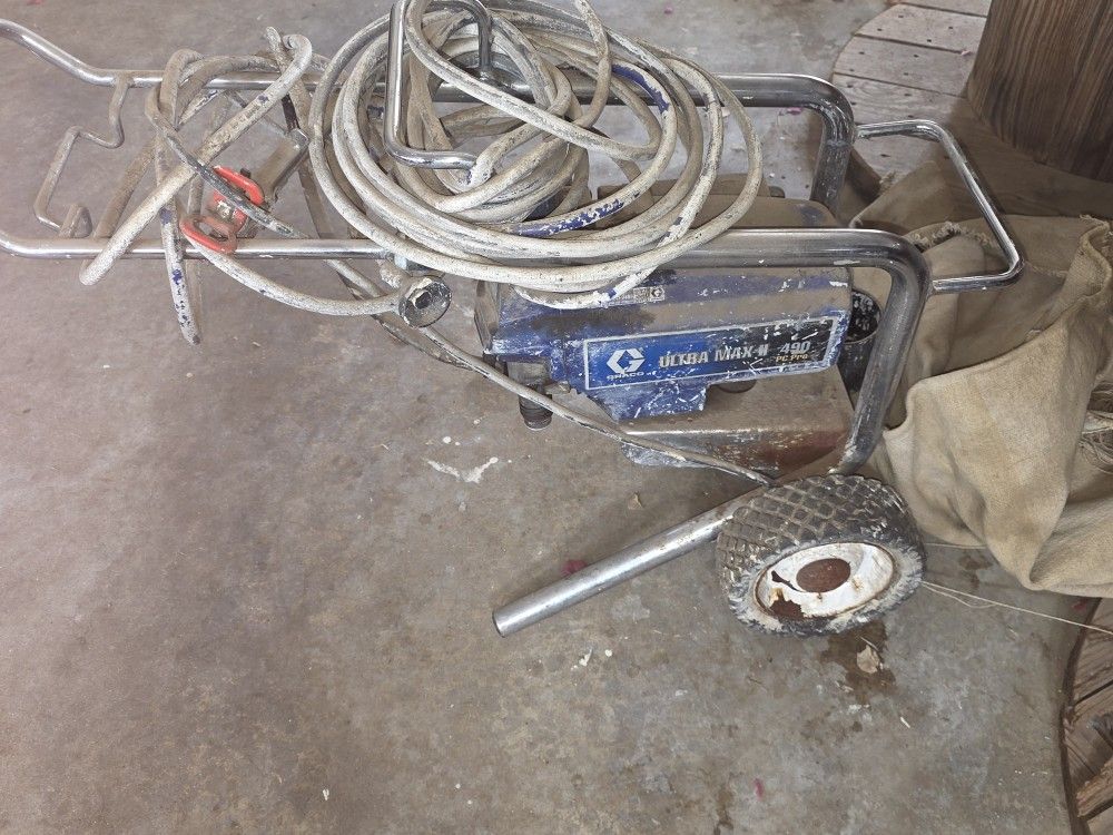 Graco Ultimate MX II 490 PC Pro Electric Airless Sprayer