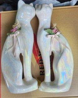 2 Cat Figurines Iridescent Pearlized Vintage