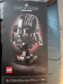 LEGO Star Wars Darth Vader Helmet Set