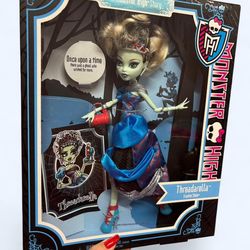 ✨NEW IN BOX MATTEL 2012 SCARY TALES THREADARELLA FRANKIE STEIN DOLL✨