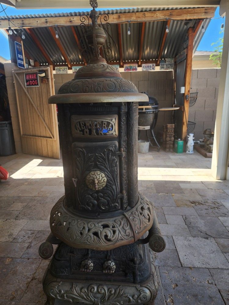 Antique New Era Oak Parlor Coal Wood Stove Furnace