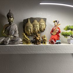 Buddha And Decorative Statues 