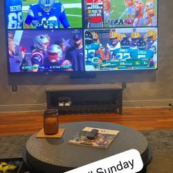 4 50” LED smart TVs with multiplayer connectivity and wall mount 
