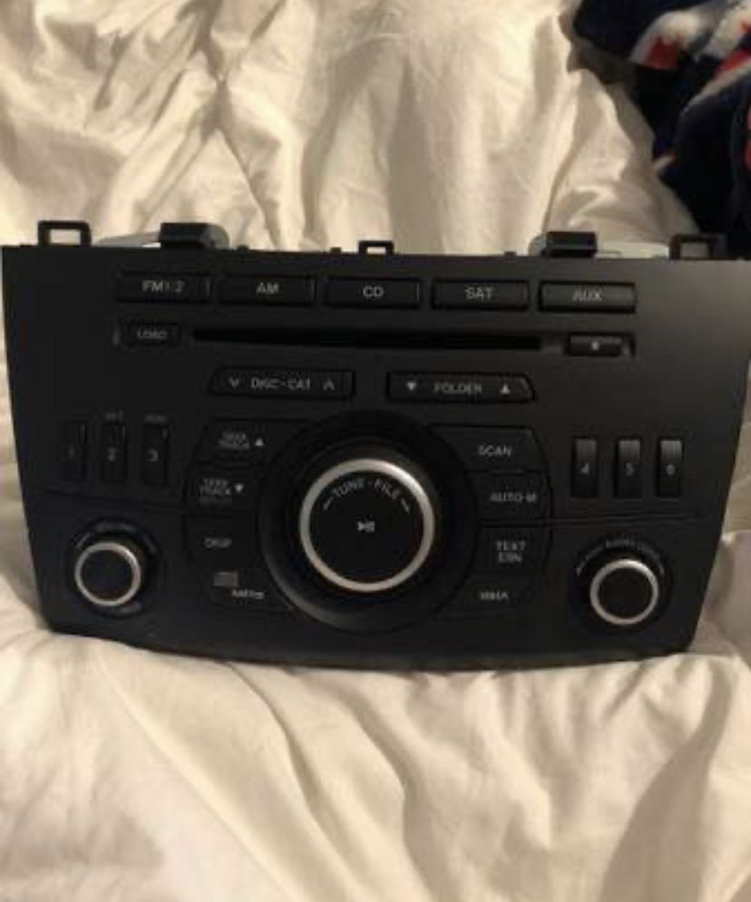 Mazda 3 Stereo 2012