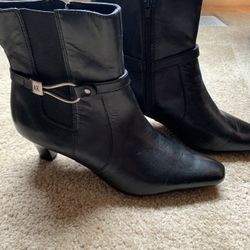 Anne Klein iflex black boots