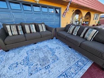 Beautiful Living Room Set Couch And Sota Totally Deep Clean And Good Condition No Stains No Stains Good Condition