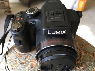 Panasonic Lumix DMC-FZ47 12 mega pixel full HD
