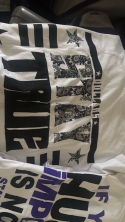2 men’s shirts and pants 40
