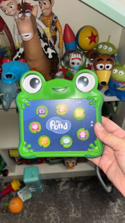 Toy Story 5  TALKING Lilly pad