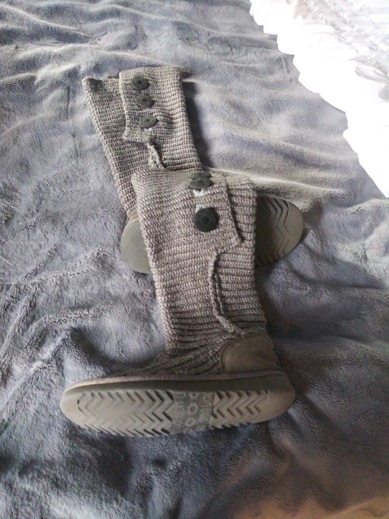 Uggs Size 6