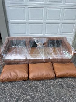Brand New Mid Century Modern Cognac Leather Sofa Couch 80”