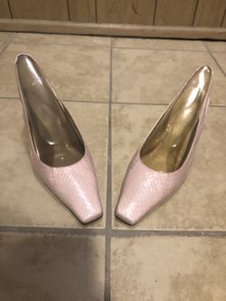 Women’s shoes