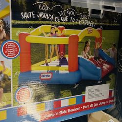 Jumper Bounce House Little Tikes New With Blower