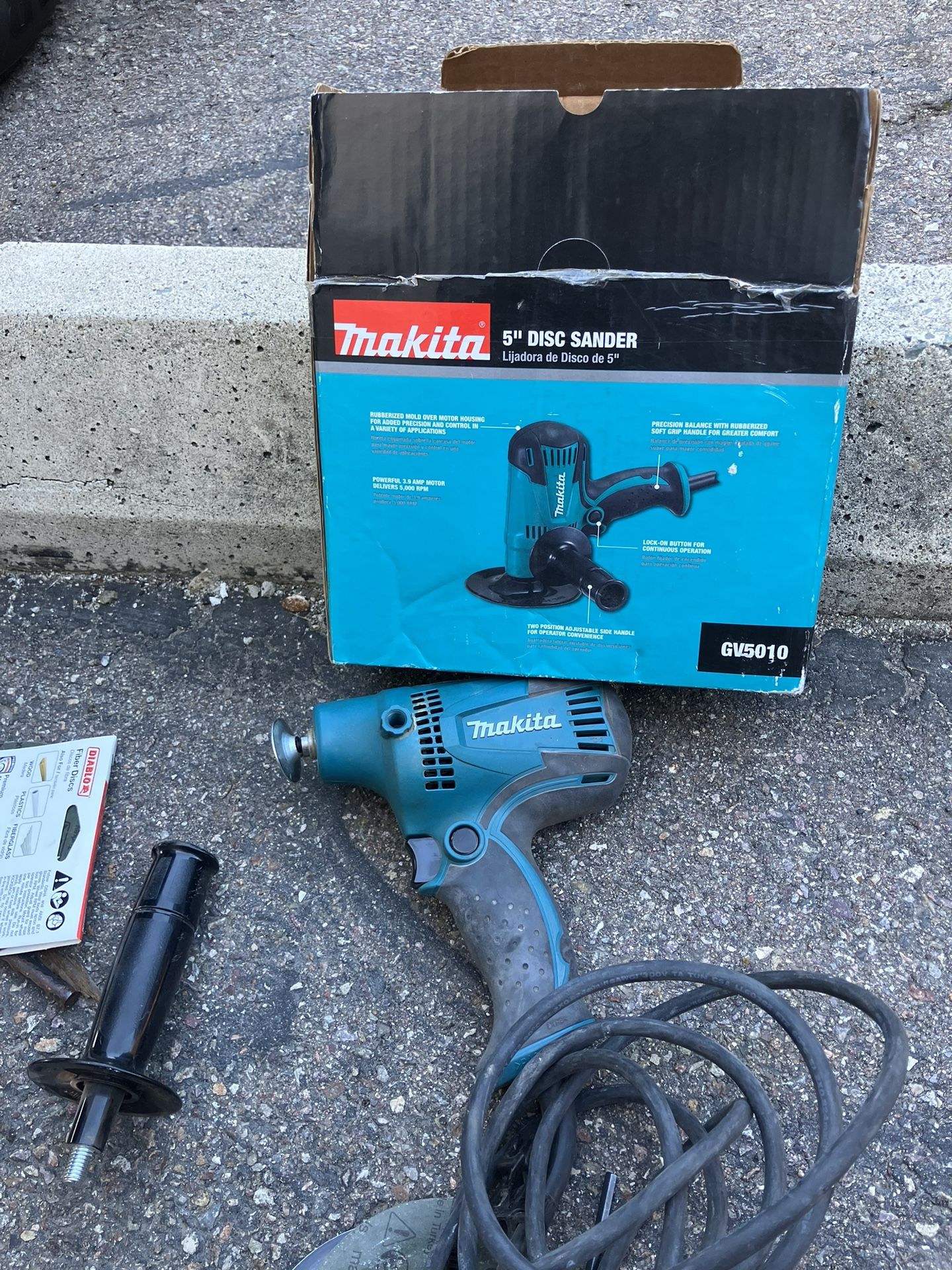 Makita 5inch Disc Sander 