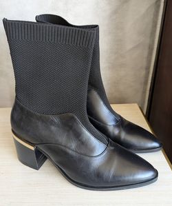 New size 10 Universal Standard Leather Porto Ankle Sock Boots Women's Boots Made in Portugal Size 10