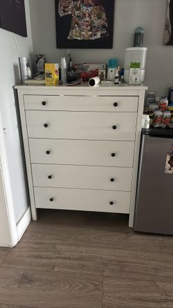 DRESSERS FOR CHEAP