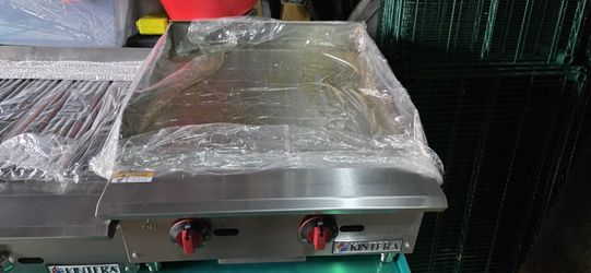 NEW GLOBE/KINTERA 24" GAS THERMOSTATIC GRIDDLE