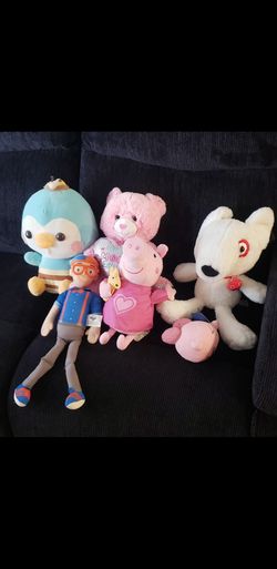 Target Dog, Blippi, Peppa Pig And Friends Plush Set