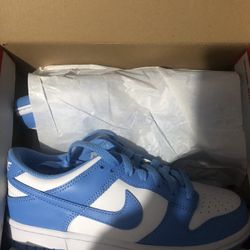Nike Dunk Low UNC