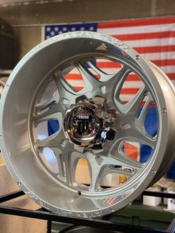 American truxx 22x12 8x165