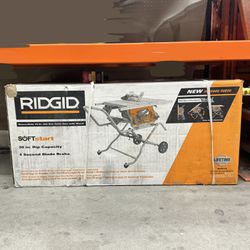 Ridgid 10” Job Site Table Saw With Stand 