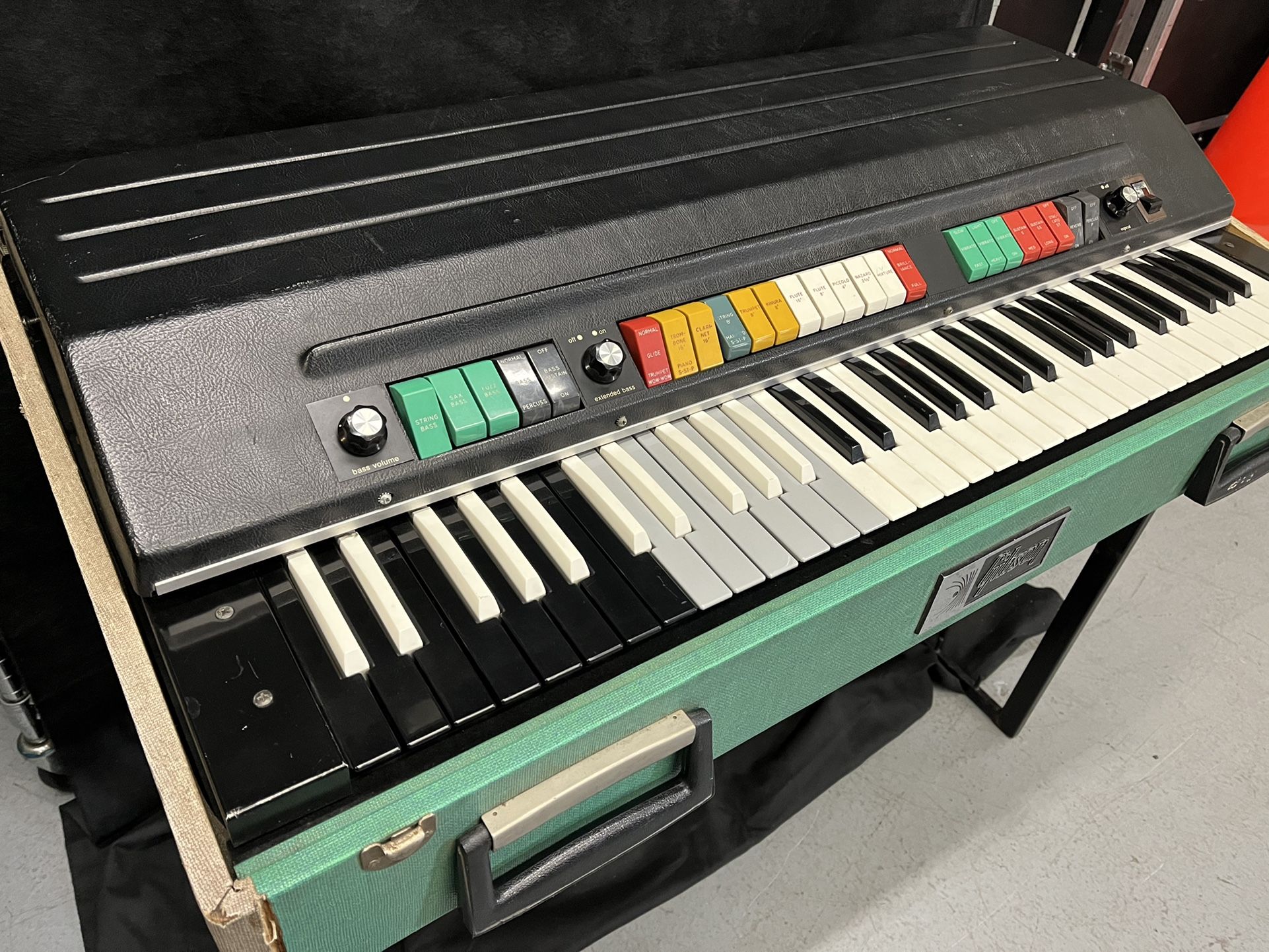 Mid 60s Gibson G101 organ