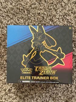 Crown Zenith Elite Trainer Box ETB