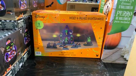 Disney Mickey & Friends Haunted House Village Set $75