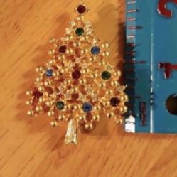 EISENBERG CHRISTMAS TREE PIN. VINTAGE  