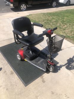 Pride 3 Wheels Scooter