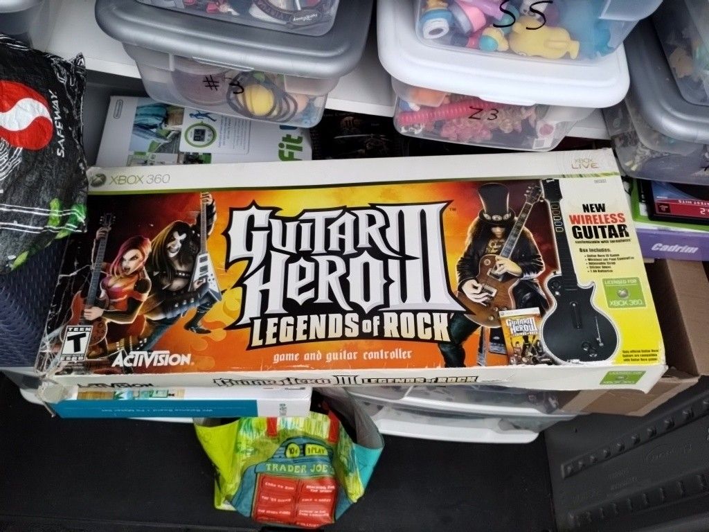 XBox 360 Guitar Hero III 3 Legends of Rock  - Wireless Guitar - Strap - IN BOX!!