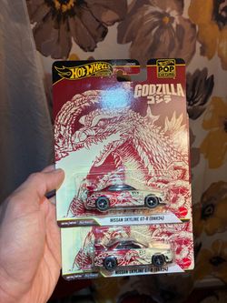Hot Wheels Premium Godzilla Nissan Gtr