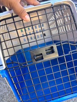 Pet carrier