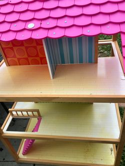 Doll house