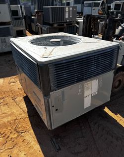 2011 Trane 4 Ton Package Heat Pump