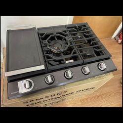 Samsung 30” gas cooktop with dual brass powerful burner