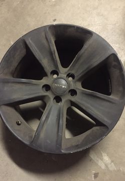 Dodge Challenger/charger rim