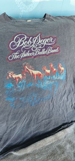Vintage T Shirt  Bob Seger & The Silver Bullet Band Against the Wind Tour 1980s