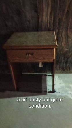 Table w/ drawer & wheels