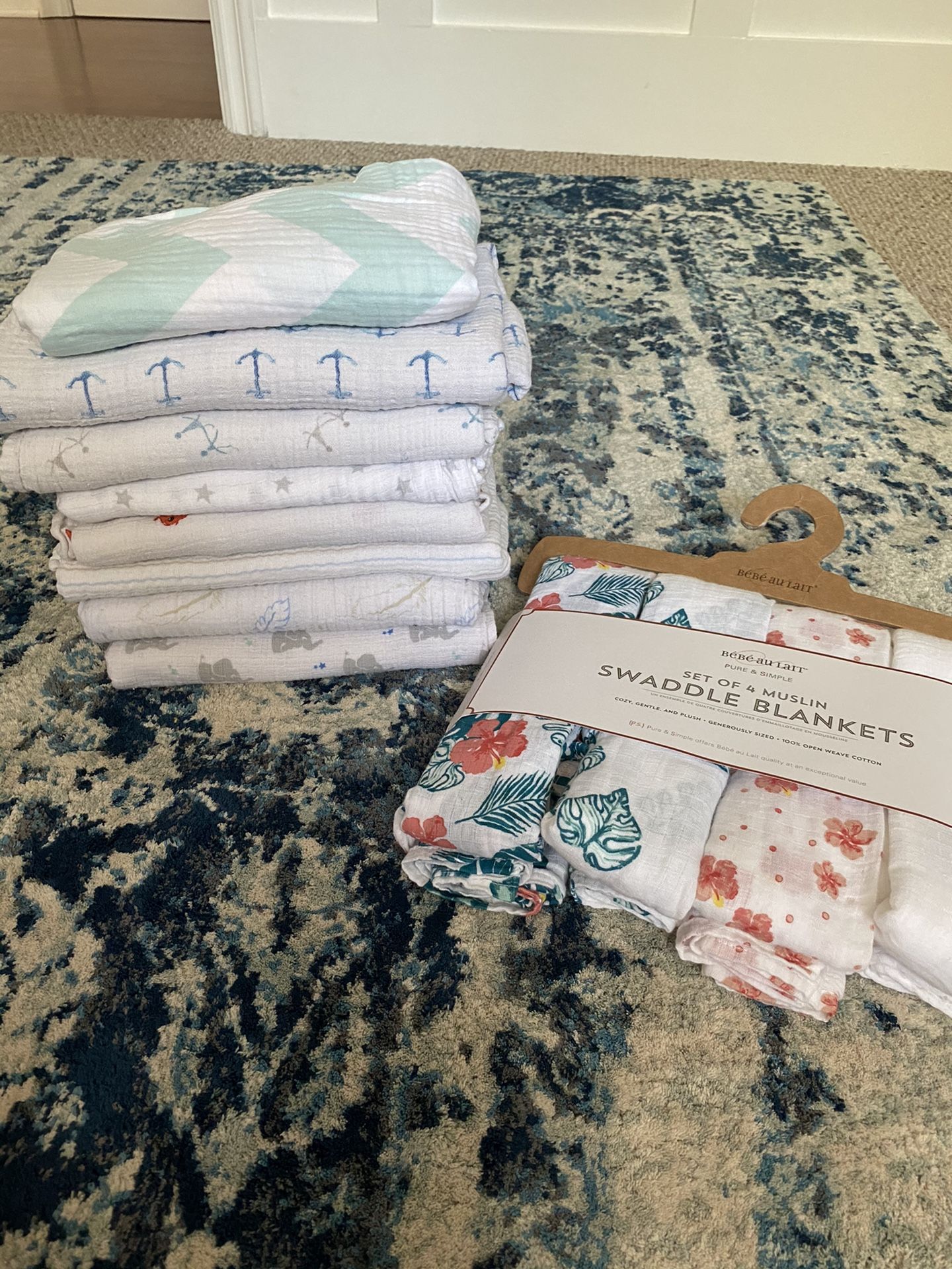 Aden & Anais brand new muslin swaddles