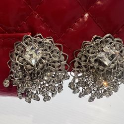 VTG Glam Rhinestone Silver Tone Filigree Dangle Waterfall Clip on Earrings