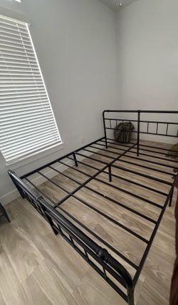 King Size Bedframe and Headboard