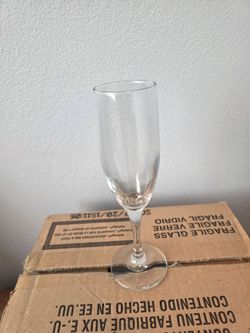 Clear Glass Champagne Flute