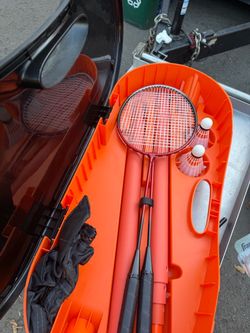 Portable Badminton Net Set Storage Box Base with 2 Battledores 8 Shuttlecocks Large, Orange