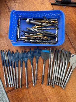 Paddle drill bits