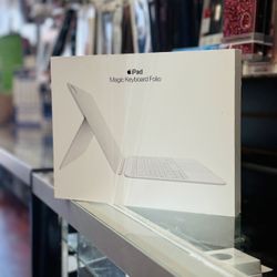 Apple iPad Magic Keyboard Folio