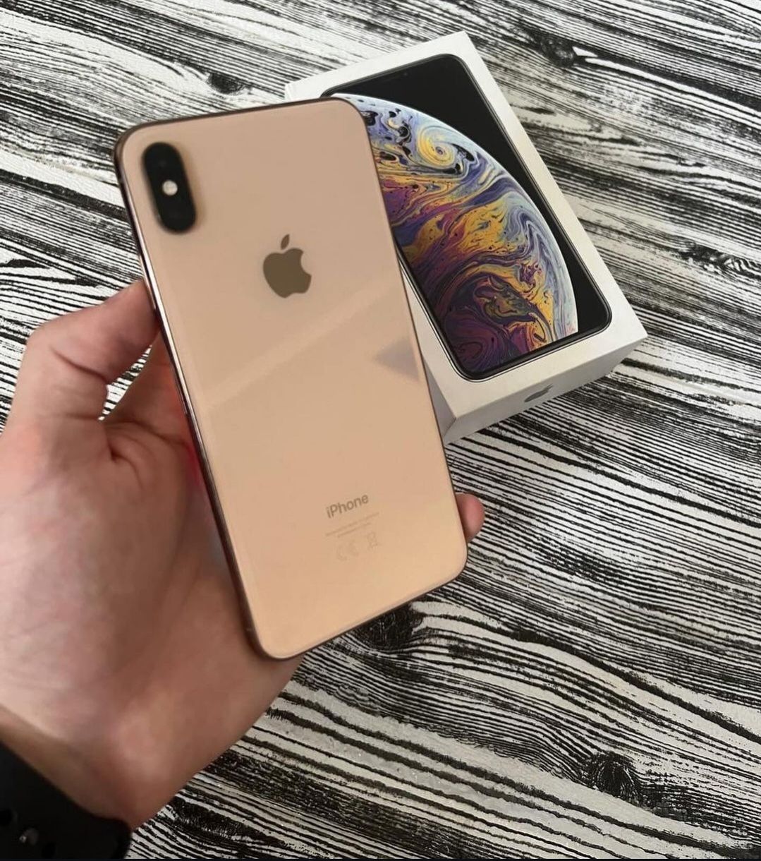 iPhone XS Max Unlocked With Warranty