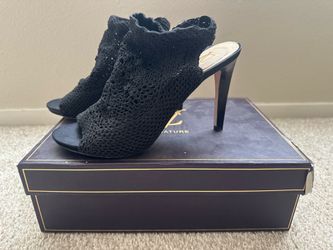 Sexy mesh mules
